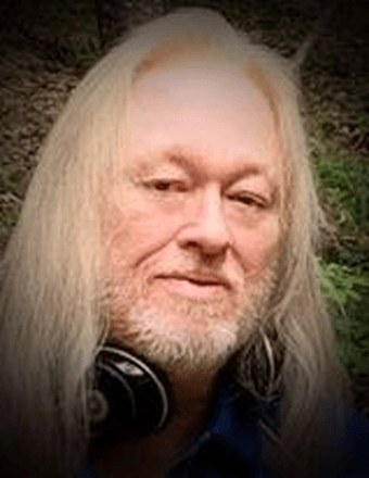 Douglas Eugene Holt Obituary
