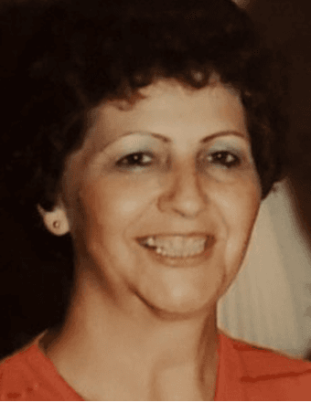 Bettie Holton Obituary